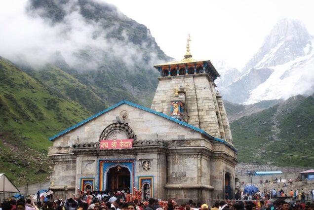 Same day Kedarnath & Badrinath Yatra by Helicopter